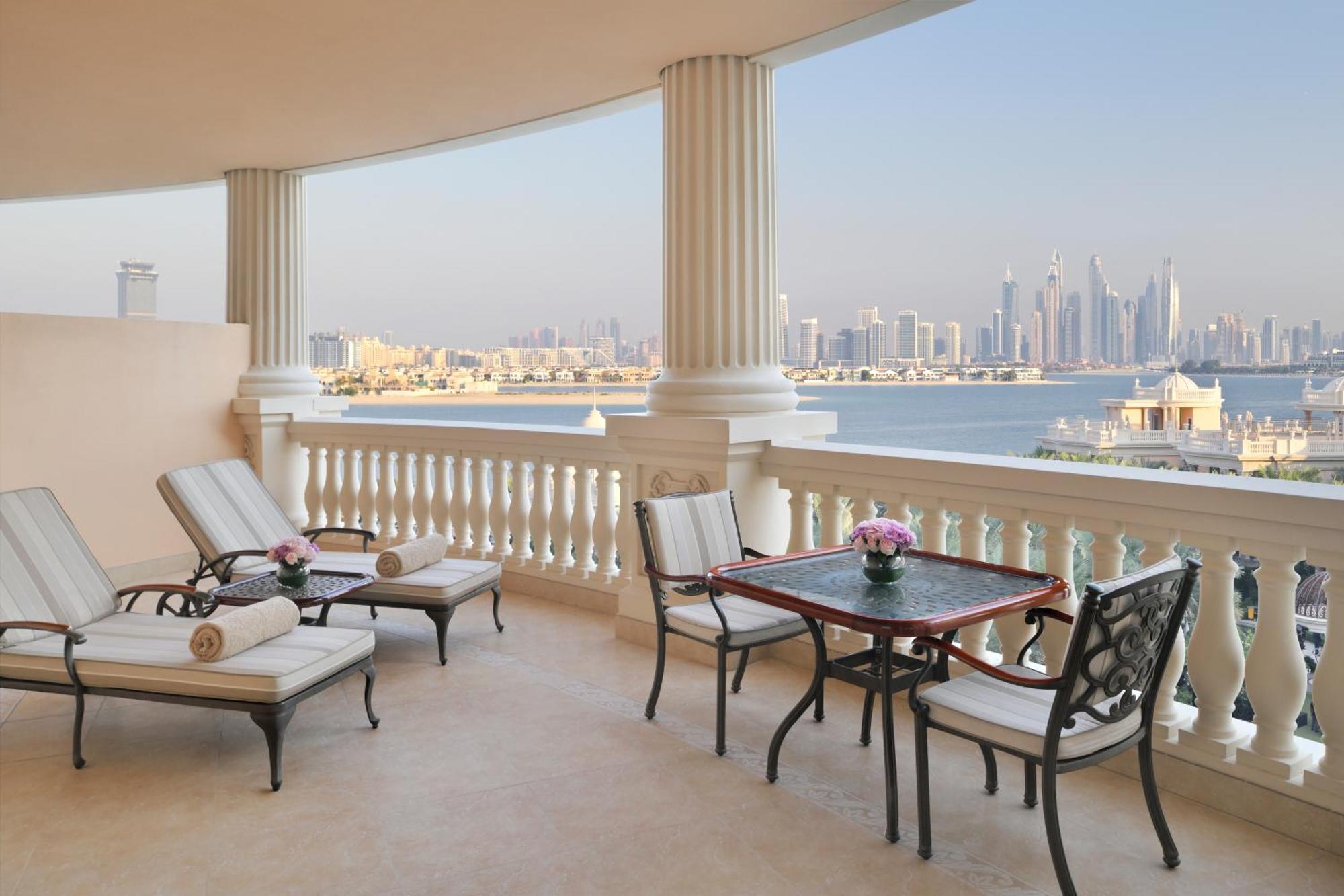 Raffles The Palm Hotel Dubai Exterior photo